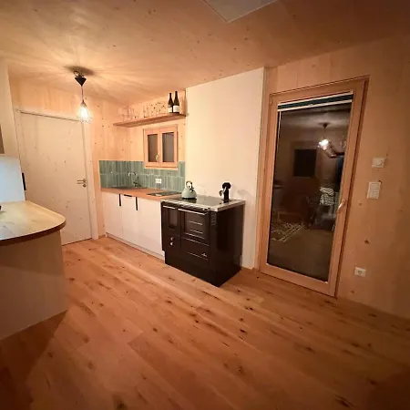 Tiny House Nahe Wien, Donauradweg Und Marchfeld Schloesser Andlersdorf