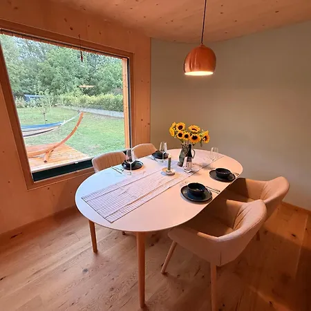 Tiny House Nahe Wien, Donauradweg Und Marchfeld Schloesser *